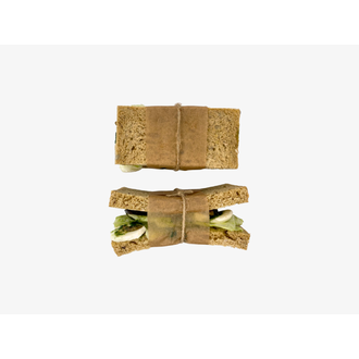 Сендвич с песто, моцареллой и маринованным баклажаном